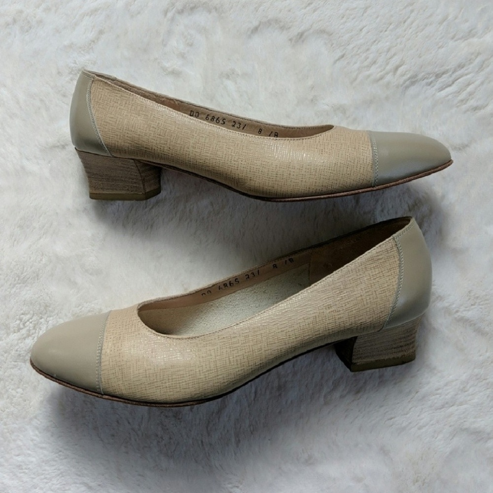 SALVATORE FERRAGAMO Italian Leather Cap Toe Heels